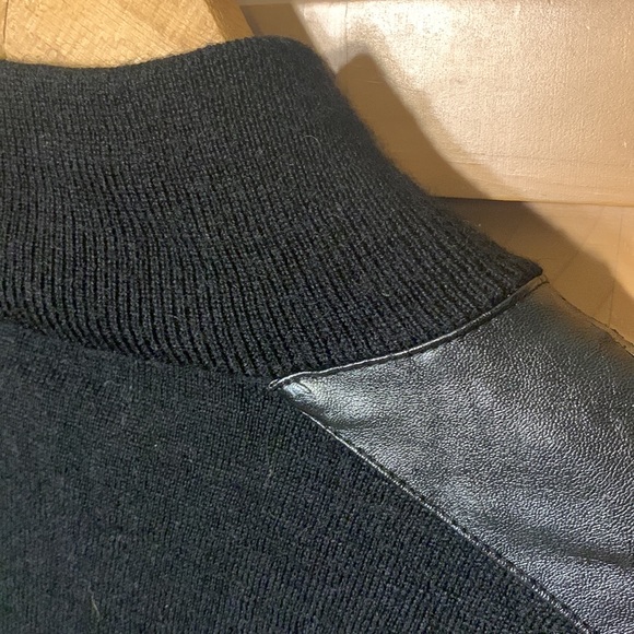 Michael Kors (XL) - Picture 11 of 14